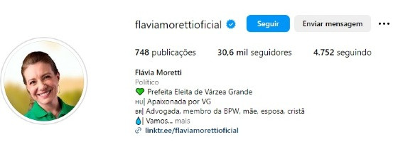 Instagram Flávia Moretti 