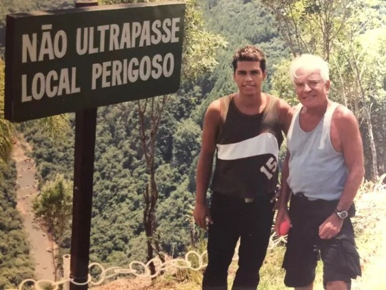 CID MOREIRA E FILHO ADOTIVO ROGER .jpg