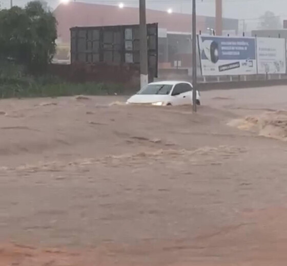 Alagamento Pontes e Lacerda