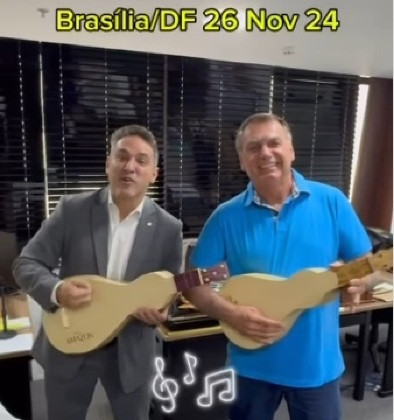 Bolsonaro e Zucco Viola de Cocho