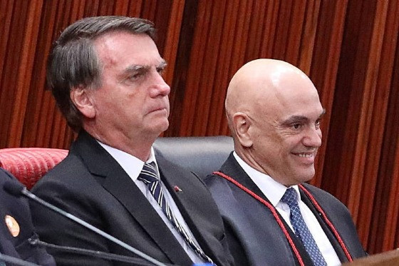 BOLSONARO E ALEXANDRE DE MORAES.jpg