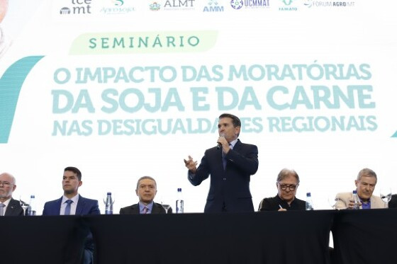 Presidente do TCE-MT, conselheiro Sérgio Ricardo, durante Seminário “O Impacto das Moratórias da Soja e da Carne nas Desigualdades Sociais”.