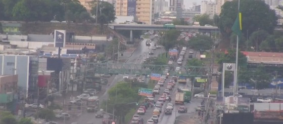 Congestionamento chuva cuiabá 11/12