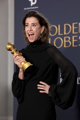 FERNANDA TORRES GANHADORA DO GLOBO DE OURO.jpg