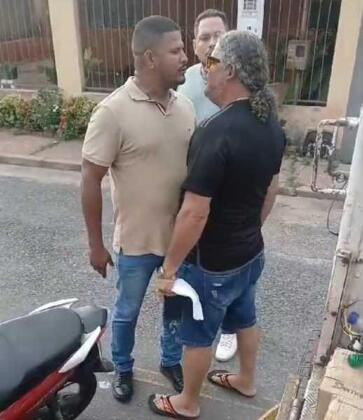 Confusão assessor e presidente de bairro