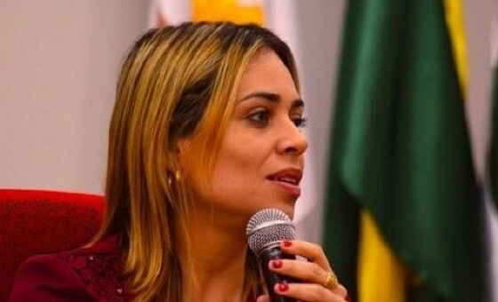 juíza da Comarca de Poconé, Katia Rodrigues 