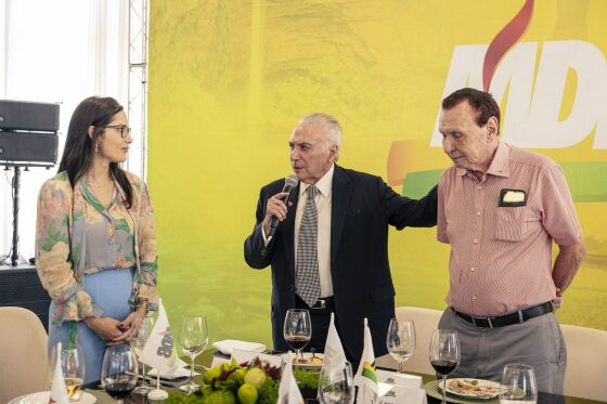 Janaina Riva, Michel Temer e Carlos Bezerra