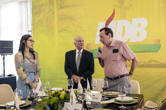 Janaina Riva, Michel Temer e Carlos Bezerra