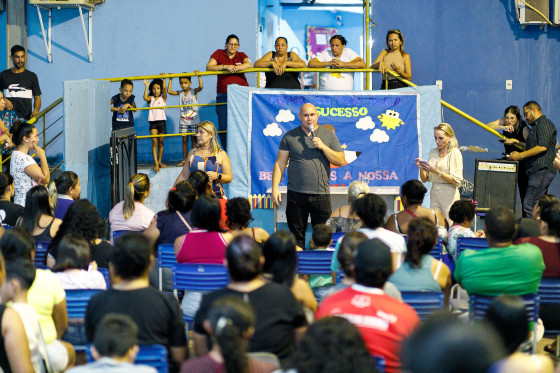 ABILIO EM ESCOLA IRMÃO PRAEIRO.jpg