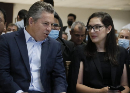 Mauro Mendes e Janaina Riva