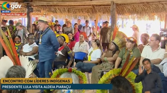 Lula Cacique Raoni