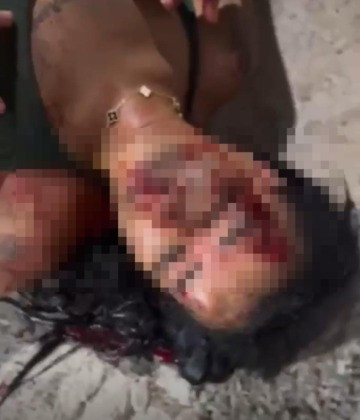 Moradores compartilham vídeo para identificar vitima de acidente; imagens fortes