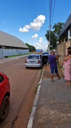 morador de rua carro.jpeg