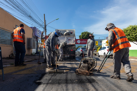 pavimentação tapa buraco infraestrutura obras cuiaba 