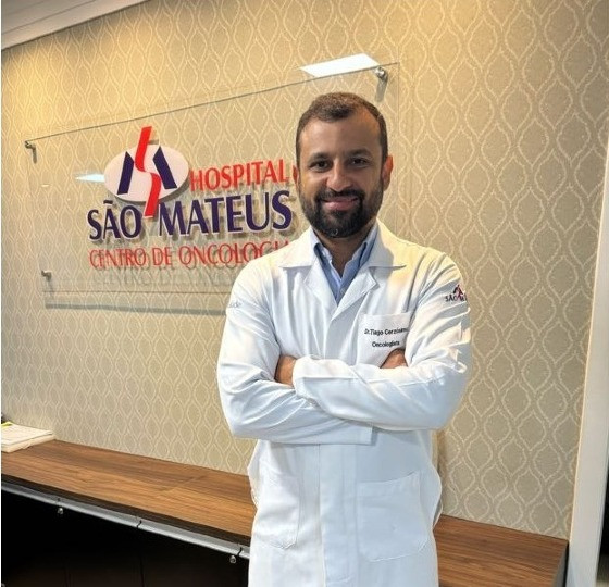 oncologista Tiago Cerzósimo de Oliveira