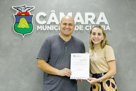 KATIUSICIA E ABILIO