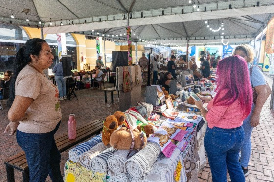 FEIRA MULHER CASA RIO.jpg