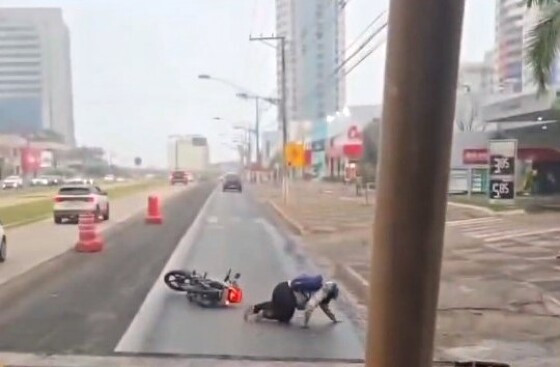 Queda motociclista 