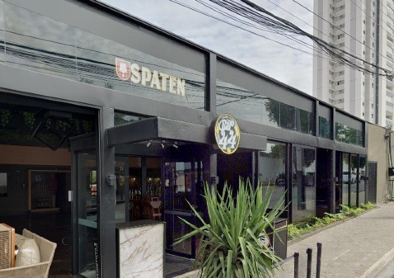 BAR 44 FRENTE.jpg