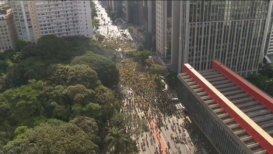 Manisfestação avenida paulista