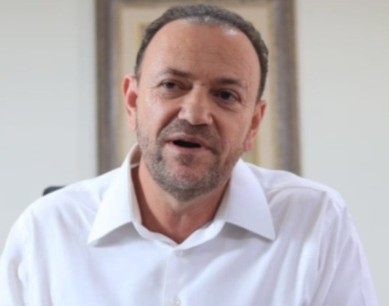 PT elege Edinho Silva como novo presidente até 2029, apoiado por Lula
