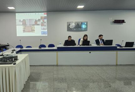 https://cdn.hnt.com.br/storage/webdisco/2025/07/11/capa/default/T1613P2/4eb901bc32ca792d471d5d6ae96810f9.jpg