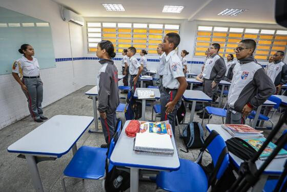 escola.jpg