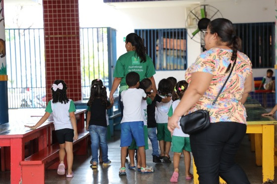 escola municipal de cuiabá.jpg