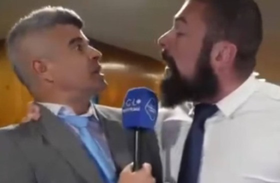 Deputado do PL avança contra repórter após ser questionado sobre violência contra mulheres
