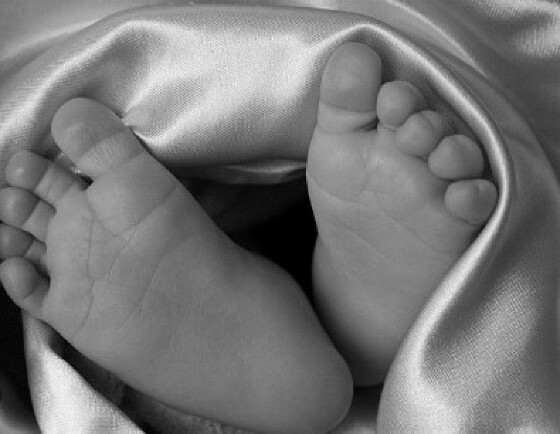 pés de bebe.jpg