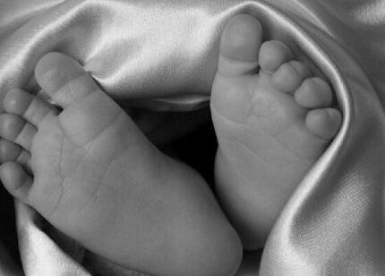 pés de bebe.jpg