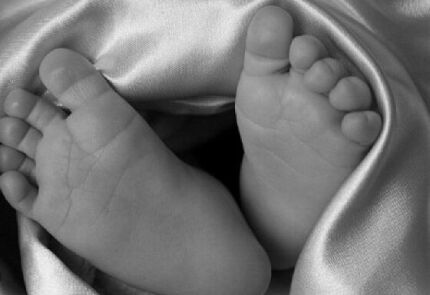pés de bebe.jpg