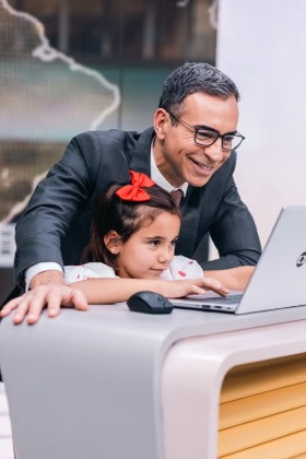 cesar tralli e filha .jpg