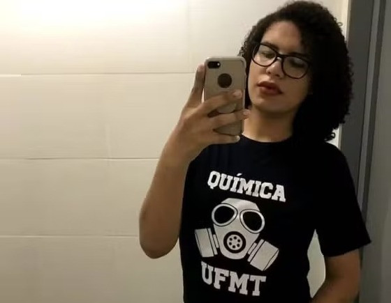 Larissa Karolina Silva Moreira