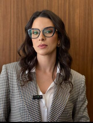 ANA LUÍSA SEGATTO