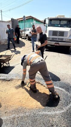 Prefeitura de Cuiabá tapa mais de 63 mil buracos em 72 bairros