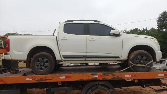 Leilão carro crime organizado