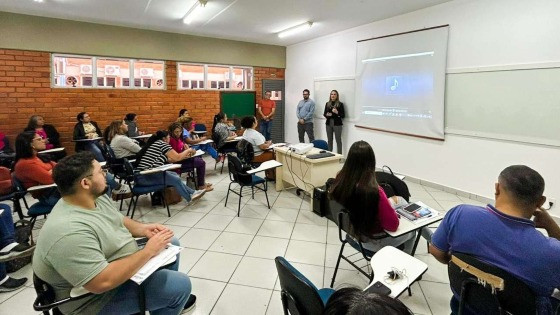 CURSO PARA PROFISSIONAIS DE ENFERMAGEM.jpg