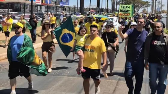 BOLSONARO MANIFESTAÇÃO