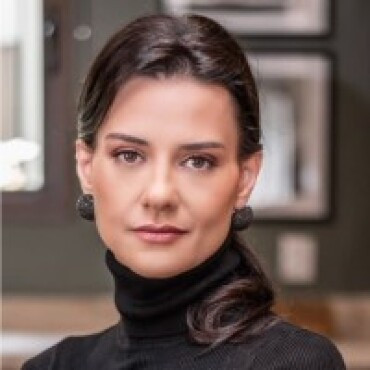 Paola Cristina Rios Pereira Fernandes