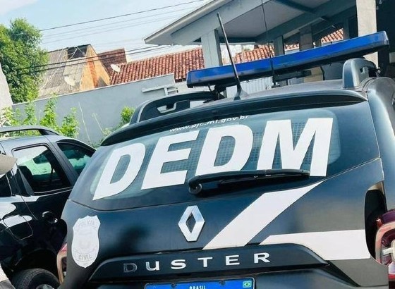 carro Delegacia Especializada de Defesa da Mulher (DEDM).jpg