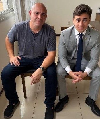 O prefeito de Cuiabá, Abilio Brunini, e o deputado federal por Minas Gerais, Nikolas Ferreira, ambos do PL. 
