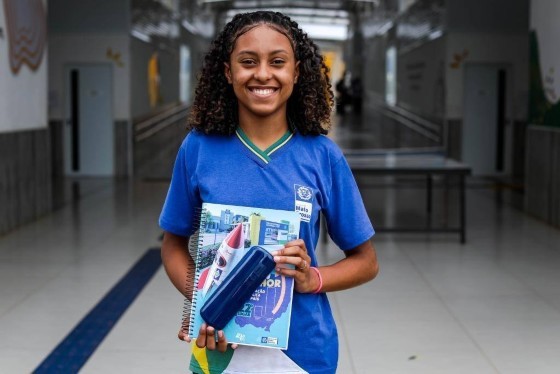 ALUNA REDE ESTADUAL DE ENSINO.jpg