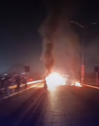 Protesto fecha Contorno Leste por duas horas e termina com intervenção da PM e Bombeiros 