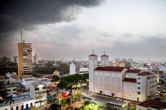 TEMPO FEIO CENTRO CUIABA.jpg