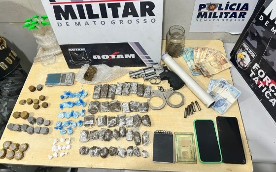 DROGAS E ARMAS PRESO CUIABA.jpg