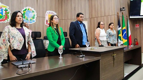 MESA DIRETORIO CAMARA MUNICIPAL DE VARZEA GRANDE.jpg