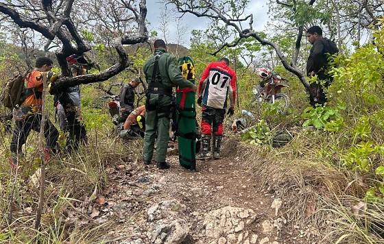 salvamento trilha chapada mt.jpg