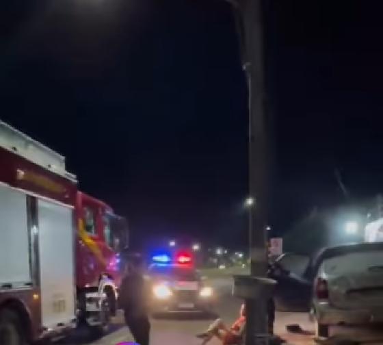 Mulher ateia fogo no carro de ex-marido