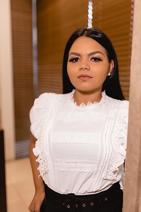 vanessa alves advogada